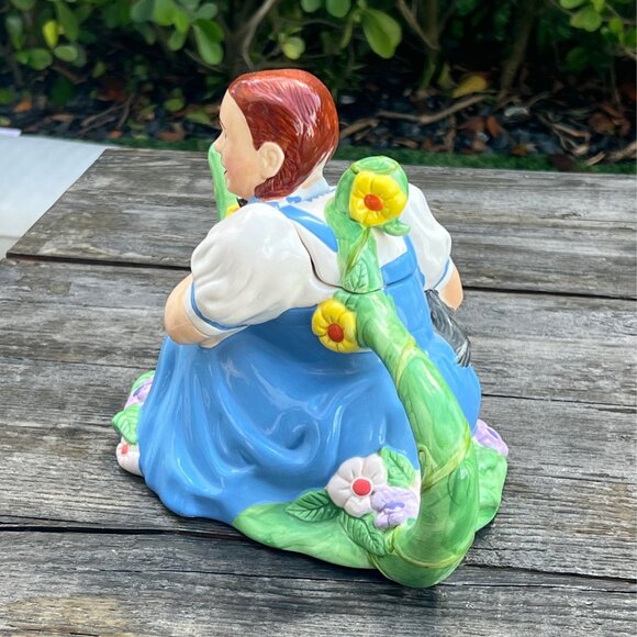 Dorothy and Toto Wizard of OZ Teapot Treasure Craft 2000 - Picture 4 of 9